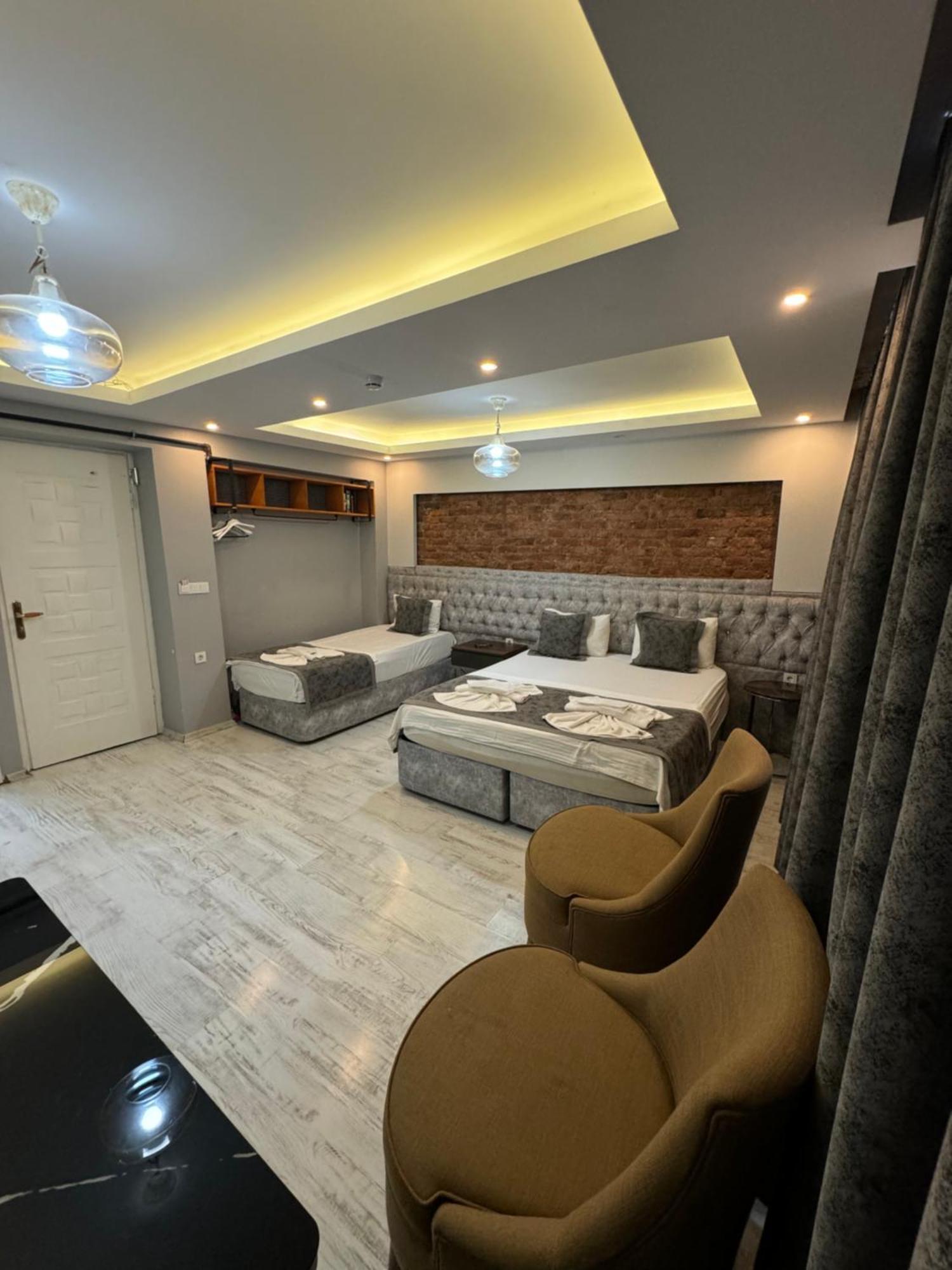 Arat Apartments, Istanbul